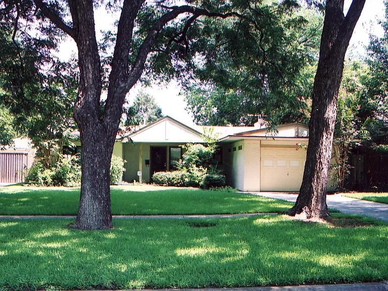 2508 Loving Ave — Photo 16