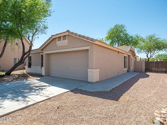 3rd image of 42511 W Michaels Drive