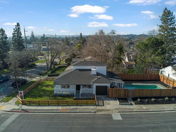 754 Topaz St, Redwood City, CA 94061