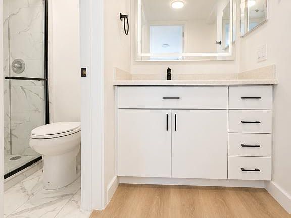 5th image of 7832 Collins Ave APT 404