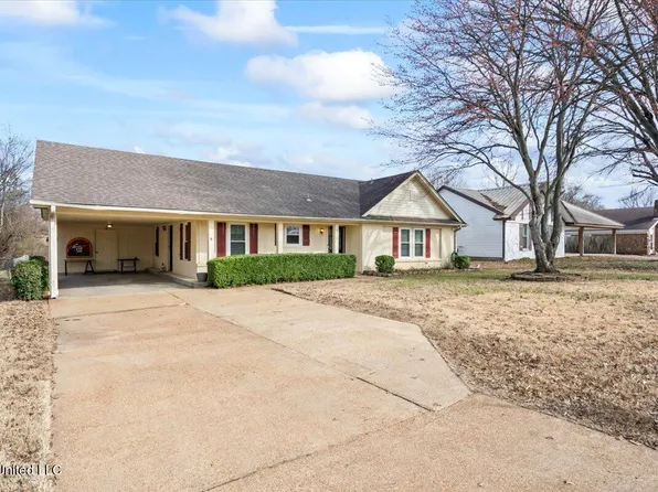 5670 Ridgetop Dr, Horn Lake, MS 38637
