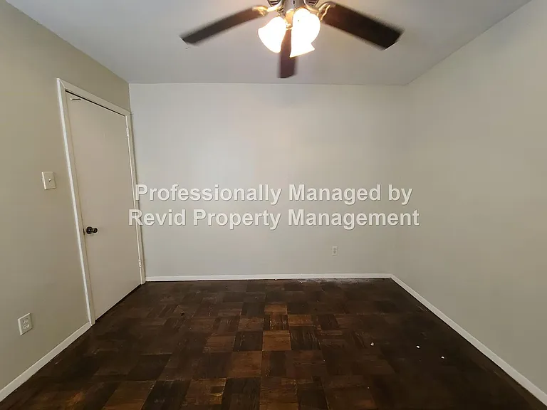 1280 Harbert Ave. — Photo 19