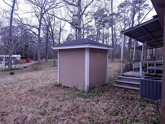 WELL HOUSE