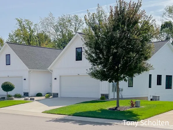 944 Harper Woods Dr SW, Byron Center, MI 49315