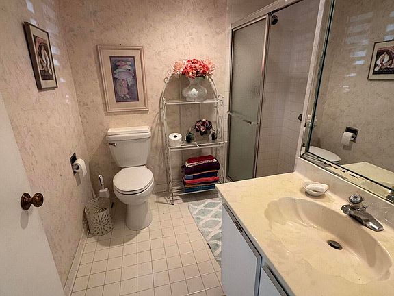 5th image of 13192 Lucinda Palm Court #C
