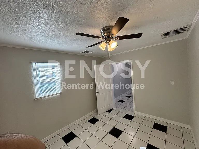 2818 W Heatherbrae Dr — Photo 38
