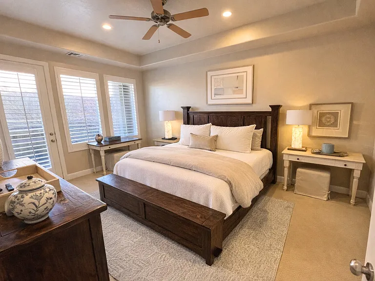 N Coral Ridge Dr — Photo 14