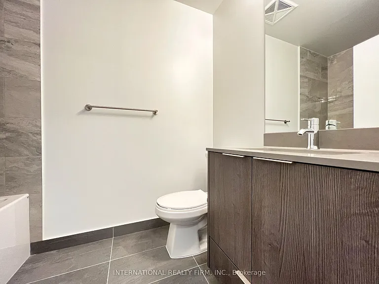 32 Forest Manor Rd #904 — Photo 18