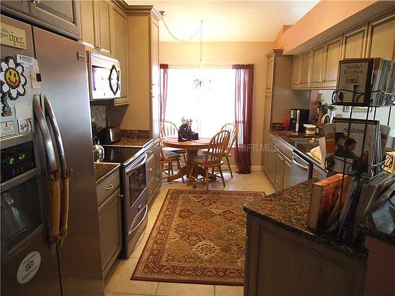 4th image of 8808 Parliament Ct