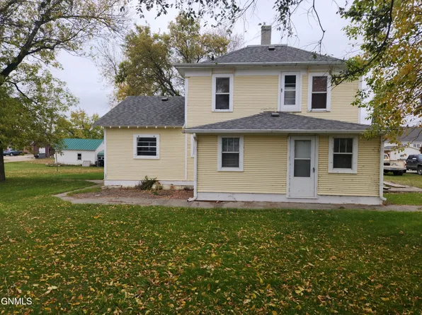 101 Mary St N, Streeter, ND 58483