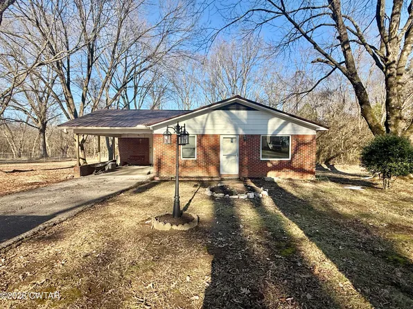 140 Peggy Ln, Atwood, TN 38220