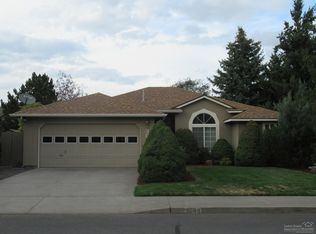 3048 NE Raleigh Ct, Bend, OR 97701