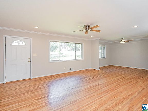 4th image of 2325 Royal Knoll Ln