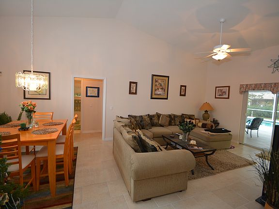 3rd image of 53 Fleetwood Dr