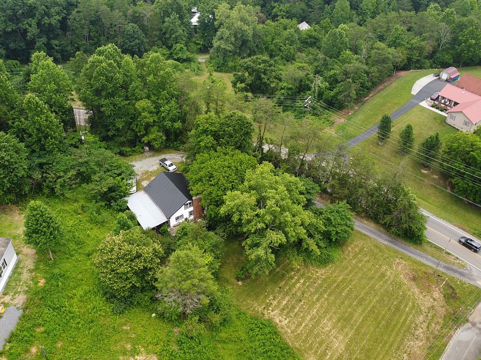 2059 Upper Middle Creek Rd, Sevierville, TN 37876 Zillow