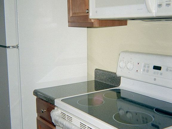 3rd image of 200 Emerald Park Ct