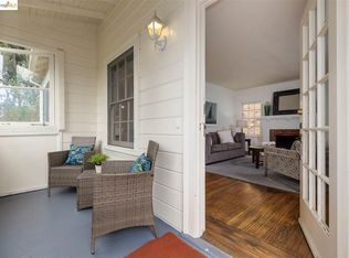 250 Capricorn Ave, Oakland, CA 94611