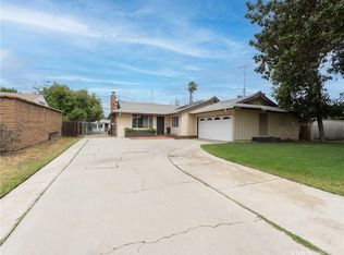 8841 California Ave, Riverside, CA 92503