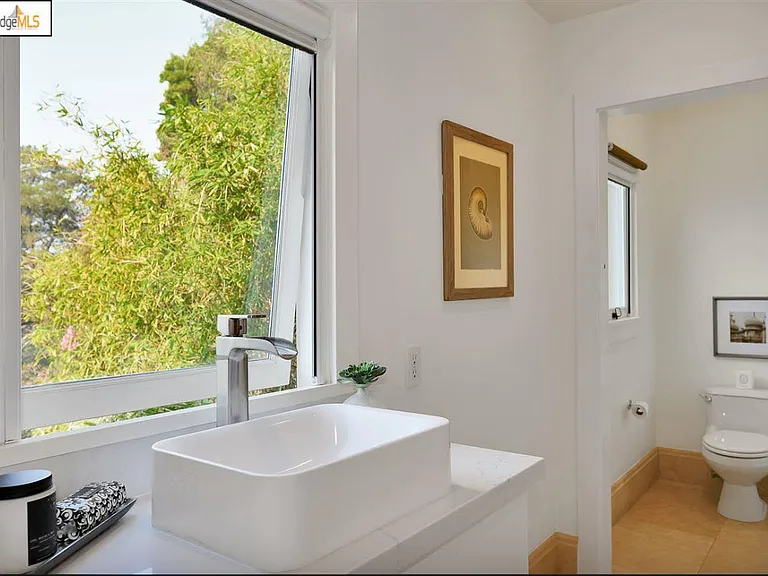 1 Hillwood Pl — Photo 14