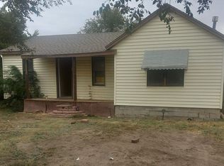 602 Goddard Ave, Panhandle, TX 79068