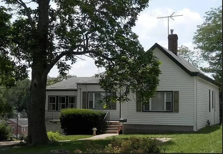 1117 Alexandria Pike photo 1