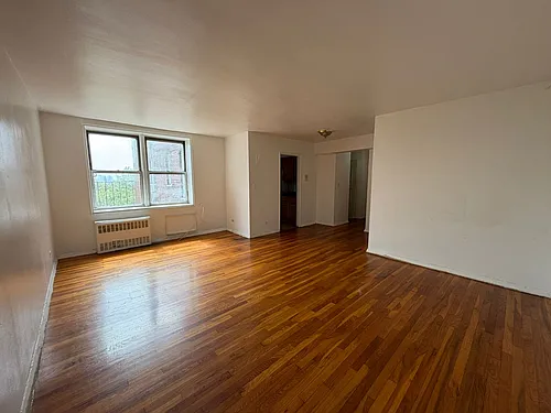 2170 University Ave #7B Photo 1