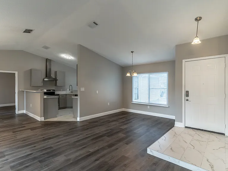 995 Wages Way — Photo 6