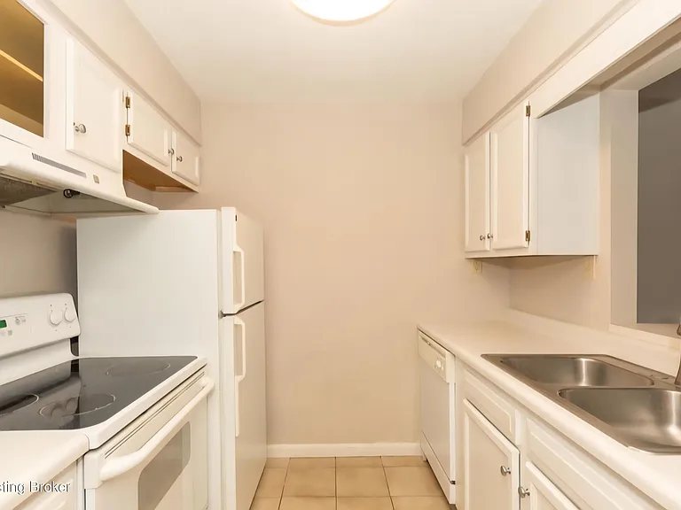 1259 Westlynne Way #4 — Photo 7