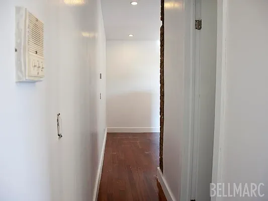 Rented by Bellmarc Realty | media 15