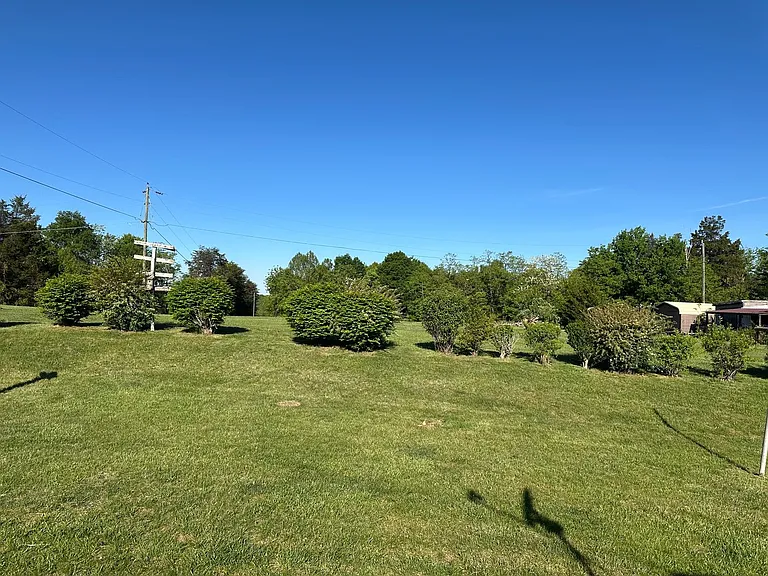 3564 Wards Rd — Photo 34