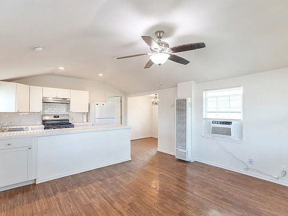 5th image of 1201 Chestnut St