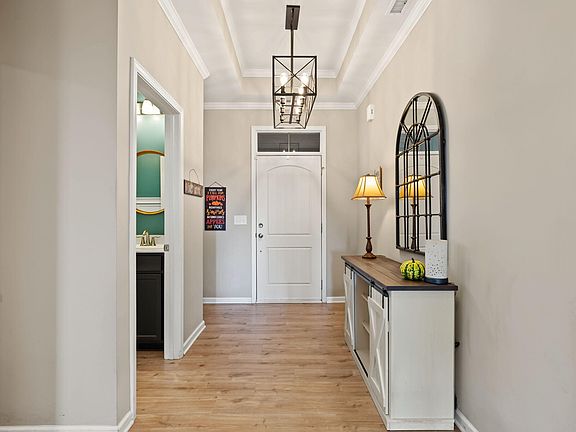 4th image of 1004 Frisco Ct
