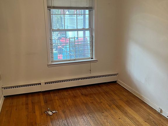 3rd image of 47-22 213th St