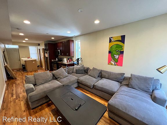 2nd image of 3219 S Lituanica Ave #11269619