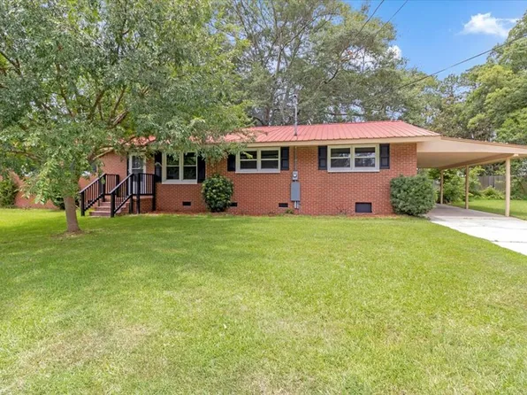 1107 Pehler Dr, Tifton, GA 31794