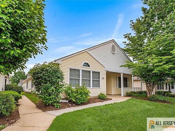 2nd image of 281 Mockingbird Dr