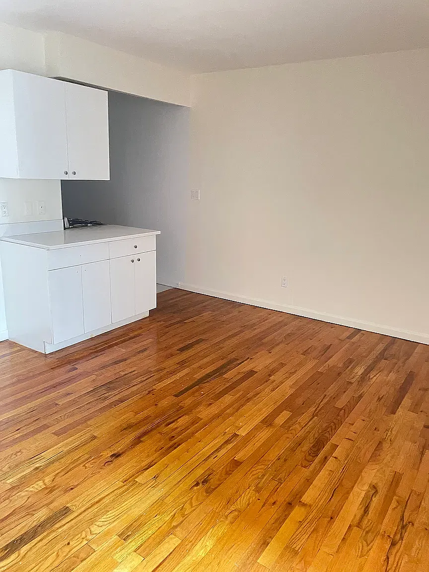 47 Clifton Place — Photo 2