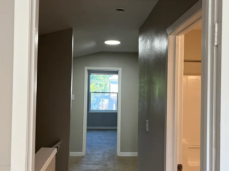 3619 N Missouri Ave — Photo 19