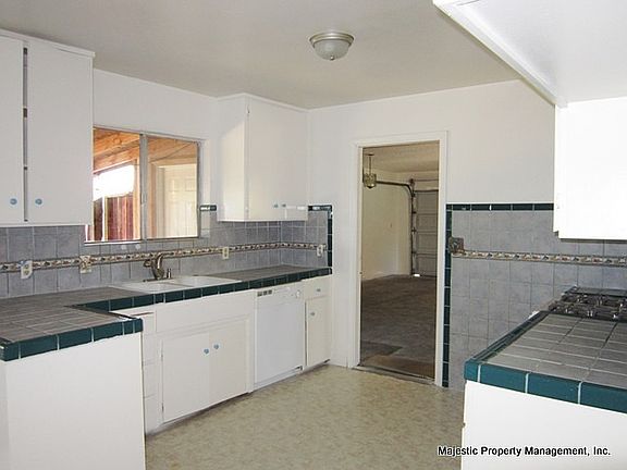 3rd image of 8717 Ledgewood Ave