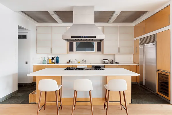 Sold by Brown Harris Stevens | media 22