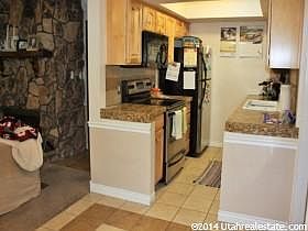 3rd image of 404 E 3335 S APT 7