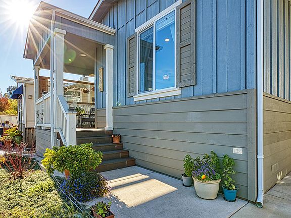 4th image of 3209 Ashwood Way #0