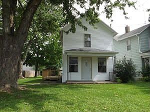 2nd image of 532 Woodlawn Ave