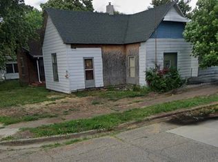 601 N 13th 1/2 St, Terre Haute, IN 47807