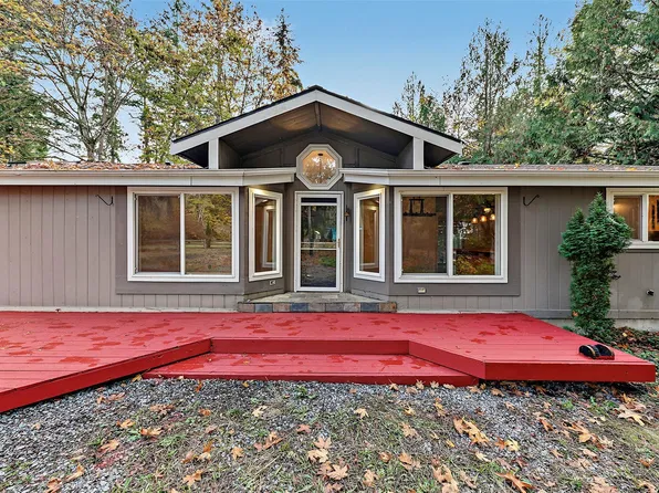 9216 352nd Street E, Eatonville, WA 98328
