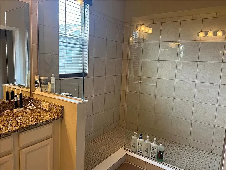 5160 Autumn Ridge Dr — Photo 12