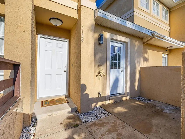 3128 Sandy Shore Ln — Photo 4