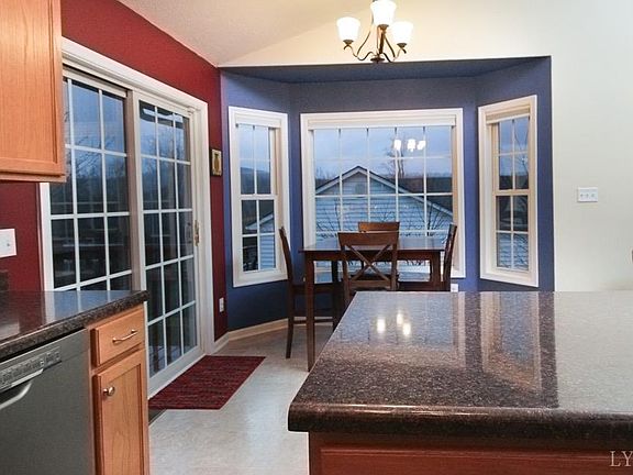 4th image of 55 Russell Springs Dr