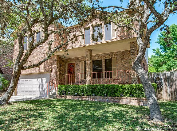 3rd image of 9563 Maidenstone Dr