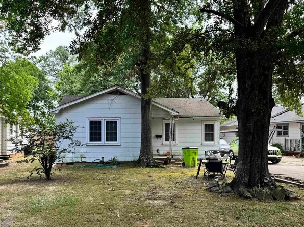 211 W Lynn St, Stuttgart, AR 72160